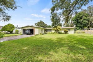 700 Brack Road, Fort Pierce, FL 34982 Sold 04/07/25