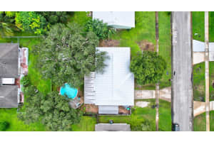 301 NE Midfield Lane, Port Saint Lucie, FL 34983 Sold 12/12/24