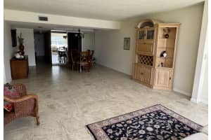 6768 10th Avenue N 203, Lake Worth, FL 33467 Sold 04/09/25