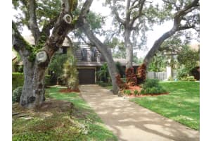 1066 Raintree Lane, Palm Beach Gardens, FL 33410 Sold 11/08/24