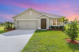 117 Islet Court, Palm Bay, FL 32908 Sold 12/26/24