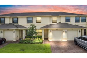 10115 W Villa Circle, Vero Beach, FL 32966 Sold 10/31/24