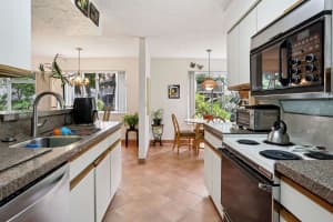 972 NW 93rd Avenue 972, Plantation, FL 33324 Sold 02/28/25