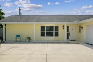 4227 SE Glades Avenue, Stuart, FL 34997 Sold 12/17/24