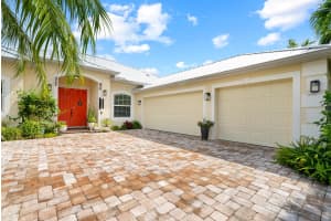 453 NW Sunflower Place, Jensen Beach, FL 34957 Sold 12/05/24
