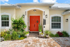 453 NW Sunflower Place, Jensen Beach, FL 34957 Sold 12/05/24