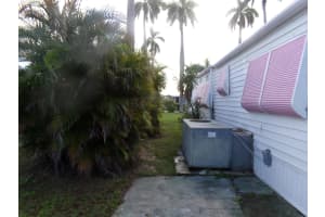 8903 Pine Street, Boynton Beach, FL 33436 Sold 04/11/25