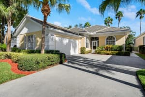 8632 Doverbrook Drive, Palm Beach Gardens, FL 33410 Sold 12/24/24