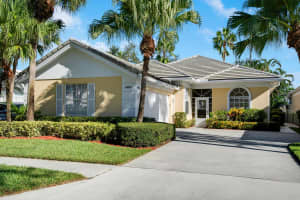 8632 Doverbrook Drive, Palm Beach Gardens, FL 33410 Sold 12/24/24