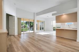 8632 Doverbrook Drive, Palm Beach Gardens, FL 33410 Sold 12/24/24