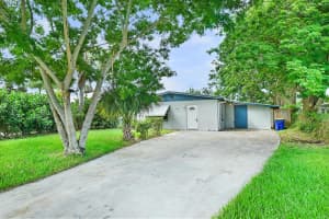 947 SW 28th Street, Palm City, FL 34990 Sold 05/05/25
