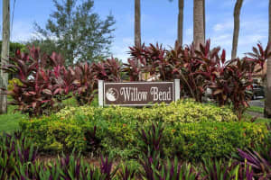 3741 English Lane A, Lake Worth, FL 33467 Sold 05/02/25