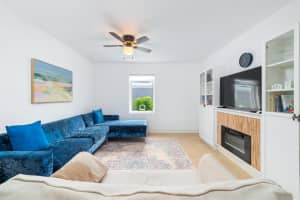 949 Charles Street, West Palm Beach, FL 33401 Sold 11/26/24
