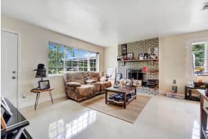 607 Aspen Road, West Palm Beach, FL 33409 Sold 11/15/24