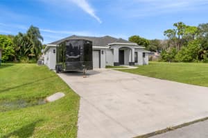 6013 Spruce Drive E, Fort Pierce, FL 34982 Sold 05/05/25