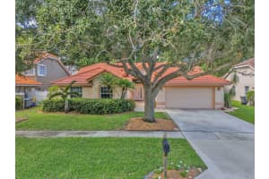 6652 Hatteras Drive, Lake Worth, FL 33467 Sold 12/16/24