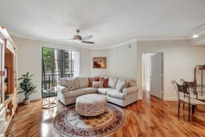 630 S Sapodilla Avenue 216, West Palm Beach