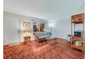 23 Flanders A, Delray Beach, FL 33484 Sold 11/27/24