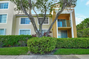 110 Yacht Club 202 Way 202, Hypoluxo, FL 33462 Sold 02/27/25