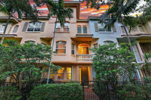 2705 Ravella Way, Palm Beach Gardens, FL 33410 Sold 11/21/24