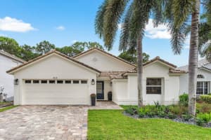 404 Woodview Circle, Palm Beach Gardens, FL 33418 Sold 05/19/25