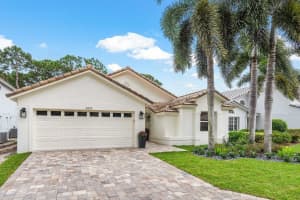 404 Woodview Circle, Palm Beach Gardens, FL 33418 Sold 05/19/25
