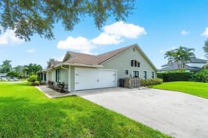 1009 Cherry Lane, Wellington, FL 33414 Sold 12/19/24
