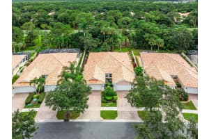 924 SW Tamarrow Place, Stuart, FL 34997 Sold 04/25/25