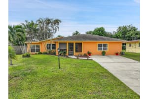 1917 Wyoming Avenue, Fort Pierce, FL 34982 Sold 01/09/25