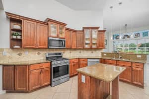 782 SW Marsh Harbor Bay, Port Saint Lucie, FL 34986 Sold 12/05/24