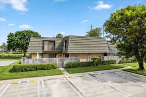 3712 37th Way, West Palm Beach, FL 33407 Sold 11/29/24