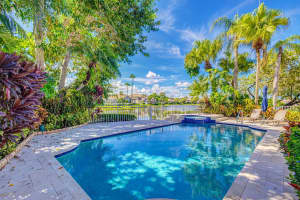 108 Eagleton Lane, Palm Beach Gardens, FL 33418 Sold 11/19/24