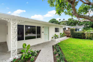 1720 N Ocean Breeze, Lake Worth Beach, FL 33460 Sold 04/23/25