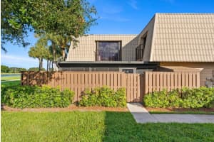6409 64th Way Way, West Palm Beach, FL 33409 Sold 10/10/24