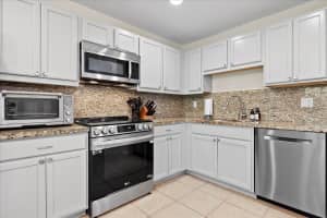 7120 Hawks Nest Terrace, Riviera Beach, FL 33407 Sold 12/11/24