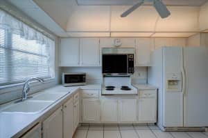 2016 S Federal Highway E303, Boynton Beach, FL 33435 Sold 04/25/25