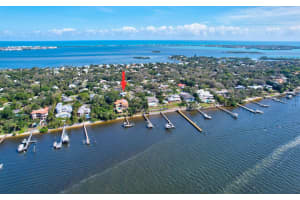 26 Rio Vista Drive, Sewalls Point, FL 34996 Sold 01/06/25