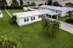 1657 Elkhart Circle, Tavares, FL 32778 - MLS#R11025856