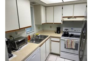 1563 SE Royal Green Circle 201, Port Saint Lucie, FL 34952 Sold 11/14/24