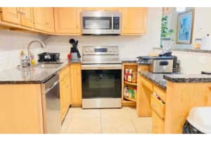 3220 Avenue F, Riviera Beach, FL 33404 Sold 05/20/25