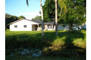 2771 Coolidge Rd, Fort Pierce, FL 34945, Sold 10/01/24