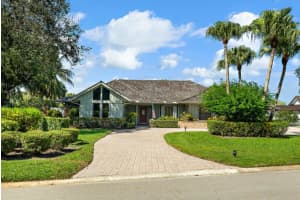 5601 SE Winged Foot Drive, Stuart, FL 34997 Sold 03/19/25