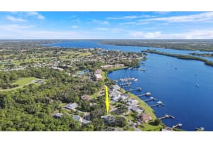 1011 SE Kitching Cove Lane, Port Saint Lucie, FL 34952 Sold 04/24/25