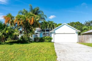 1956 Sw Aladdin Street, Port Saint Lucie