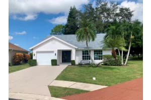 303 Moccasin Trail W, Jupiter, FL 33458 Sold 01/24/25