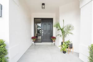 303 Moccasin Trail W, Jupiter, FL 33458 Sold 01/24/25