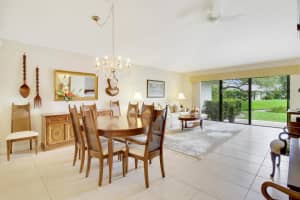 913 Club Drive, Palm Beach Gardens, FL 33418 Sold 01/17/25