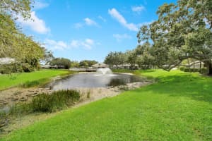 913 Club Drive, Palm Beach Gardens, FL 33418 Sold 01/17/25