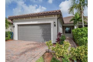 4015 Basket Oak Circle, Vero Beach, FL 32967 Sold 04/30/25