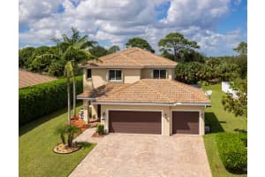 339 NE Abaca Way, Jensen Beach, FL 34957 Sold 05/08/25